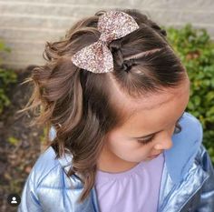 One Bow Hairstyles Toddler, Big Bow Hairstyle For Kids, Curly Toddler Girl Hairstyles, Toddler Girl Hairstyles For Short Hair, Toddler Hair Styles Girl, Short Hair Baby Girl Styles, Toddler Hairstyles Girl Short, Simple Toddler Hairstyles