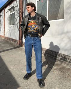 80s Rock Men Fashion, 80s Outfits Men 1980s Style Rock, 2000s Male Fashion Outfits, 80s Rock Fashion Men 1980s Style, Retro Party Outfit Men, Retro Aesthetic Outfit For Men, 1990s Mens Fashion The 90s, 80s Mens Outfit, Rocker Clothes For Men