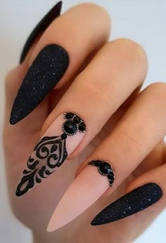 Lace Nail Design, Nagellack Trends, Elegant Nail Designs, Classy Nail Designs, Lace Nails, Black Nail Designs, Nails Inc