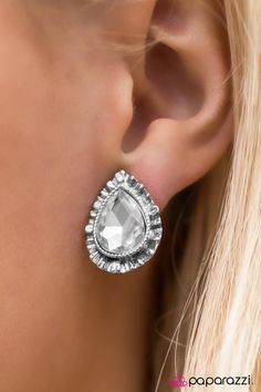 The Royal Court White Teardrop Clip-on Earrings - Paparazzi Accessories-CarasShop.com - $5 Jewelry by Cara Jewels Regal Fashion, Color Me Beautiful, Royal Court, Chic Bracelet, Paparazzi Accessories, Paparazzi Jewelry, Bracelet Collection, Stunning Necklace, Silver Frame