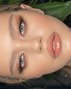 Gala Make Up, Machiaj Smokey Eyes, Ball Makeup, Makeup Looks For Green Eyes, Classy Makeup, Prom Eye Makeup, Prom Makeup Looks, Formal Makeup, Makeup For Blondes