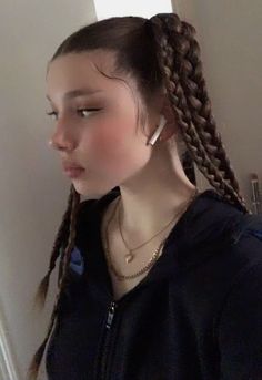 2000's Hairstyles, Y2k Hairstyles Long, Cute Y2k Hairstyles, Haircut Selfie, Photo Hijab, Y2k Hairstyles, Cute Hairstyle, Hijab Girl, Hair Stylies