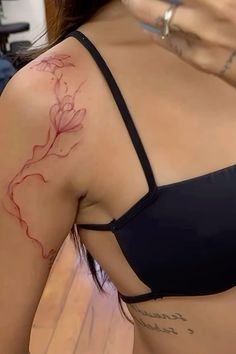 Petit Tattoo, Pretty Hand Tattoos, Tattoos For Black Skin, Red Ink Tattoos, Hand Tattoos For Women, Pretty Tattoos For Women, Dope Tattoos For Women, Red Tattoos