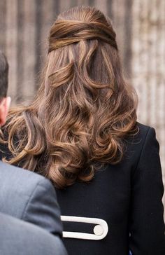 Hair Updos Easy, Updos Easy, Kate Middleton Hair, Easy Hair Updos, Blair Waldorf, Good Hair Day, High Society, Elegant Hairstyles