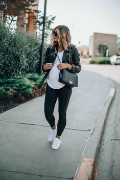 Maternity Faux Leather Leggings, Faux Leather Maternity Leggings, Maternity Leather Jacket Outfit, Leather Pants Maternity Outfit, Pregnant Edgy Outfits, Black Legging Maternity Outfit, Maternity Outfits With Sneakers, Maternity Rock Concert Outfit, Maternity Leather Leggings Outfit