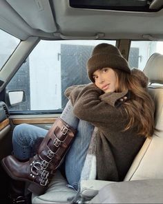 Biker Boots Outfit, Pernille Teisbaek, Outfit Botas, Fall Boots Outfit, Winter Boots Outfits, Cold Outfits