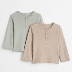 Nwt: H&M 2-Pack Cotton Henley Shirts Size 6-9m Retails $19.99 (Sold Out) H&m Cotton Tops For Fall, White Long Sleeve Tshirt, Purple Flannel, H&m Shirts, Red Outfit, Boys Long Sleeve, Girls Sweaters, Henley Shirts