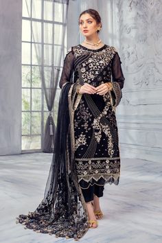 Latest Salwar Kameez Designs, Suits Pakistani, Pakistani Bridal Dress, Latest Salwar Kameez, Kameez Designs, Pakistani Salwar, Pakistani Designer Suits, Designer Salwar, Pakistani Salwar Kameez