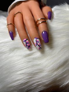 This elegant set of nails is composed of a classic purple and white color palette, with hand-painted water color flower designs to complete the look. Need help sizing your nails? Sizing instructions on the Home Page. Customizations are accepted by email at NewNailz@yahoo.com. Fun Spring Nails Design, Purple Pattern Nails, Purple Nail With Flower Design, Purple Floral Nail Designs, Purple Heels With 4-inch Heel For Summer, Purple Summer Heels With 4-inch Heel, Purple Nail Art Designs, Simple Spring Nails