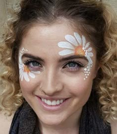 Fairy Princess Face Paint, Face Painting Poster Board Ideas, Face Painting Designs For Beginners, Easy Flower Face Painting, Beginners Face Painting, Quick Face Paint Designs, Cute Facepainting Ideas For Teens, Simple Flower Face Paint