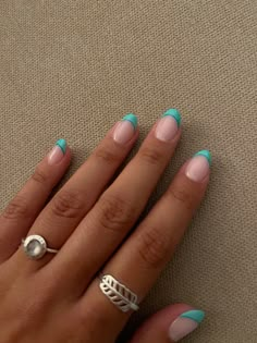 Nail Ideas Turquoise, Teal Hoco Makeup, French Tip Nails Teal, Acrylic Nail Designs Teal, Teal Nails Aesthetic, Cruise Vacation Nails, Nail Designs For A Cruise, Aqua French Tip Nails, Teal Gel Nails