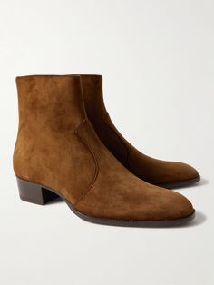 SAINT LAURENT revisits its cult 'Wyatt' boots each season, this pair is designed with Western-inspired stitched vamps for a polished feel. They've been crafted in Italy from supple suede and have elongated, pointed toes and stacked heels. Saint Laurent Chelsea Boots, Mens Heeled Boots, Saint Laurent Collection, Chelsea Boots For Men, Mens Brown Boots, Saint Laurent Boots, Men In Heels, Brown Chelsea Boots, Botas Chelsea