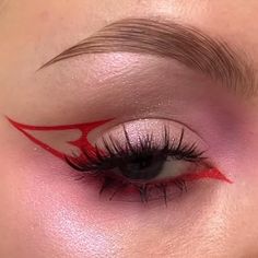 Red And Yellow Eye Makeup, Red Liner Makeup, Red Graphic Eyeliner, Red Eyeliner Looks, Red Graphic Liner, Christmas Eyeliner, Makeup Rouge, Cute Eye Makeup