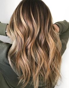 70 Flattering Balayage Hair Color Ideas for 2024 Highlights Chunky, Highlights Red, Highlights Caramel, Highlights Summer, Chunky Highlights, Highlights Blonde, Color Highlights