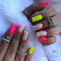 Neon Coral Nails, Rockabilly Nails, Fancy Nails Designs, Cute Nail Art Designs, Her Nails, French Acrylic Nails, Dope Nail Designs, Cute Gel Nails, Acrylic Nails Coffin Short