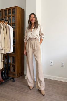 Ivory Satin Shirt Outfit, Tan Satin Shirt Outfit, Champagne Outfit Casual, Long Shirt Work Outfit, Long Sleeve Professional Outfits, Cream Business Casual Outfit, Satin Shirt Office Outfit, Cream Silk Button Down Outfit, Satin Blouse Casual Outfit