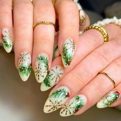 Short Fake Nails, Cute Christmas Nails, Acrylic Press On Nails, Snowflake Nails, Nail Swag, Festival Nails, Xmas Nails, Christmas Nail Designs, Christmas Nail