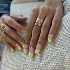 Nails Design November, French Tip Hard Gel Nails, Fall Yellow Nails Acrylic, Salome Andrea Nails, Hailey Bieber Yellow Nails, Vanilla Chrome Nails French Tip, Matilda Djerf Nails, Thick French Tip Nails Almond, Alix Earle Nails