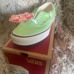 Vans Era Green Ash/True White Women’s Size: 9 New With Tags Green Vans Sneakers For Spring, Trendy Green Vans Sneakers, Vans Casual Sneakers For Spring, Black Platform Vans, Vans Tennis Shoes, All Black Vans, White Slip On Vans, Vans Old Skool Low, Vans Slip On Shoes