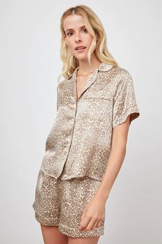 TOMMI - TAN CHEETAH | Rails Pajamas Aesthetic, Luxurious Fabric, Womens Size Chart, Short Set, Tan Color, Sleepwear Women, Luxury Fabrics, Short Sets, Patch Pocket