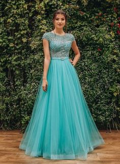 Mother of the bride dresses | most elegant and gorgeous mother of bride gown design in this video New Gown Design, Party Wear Long Gowns, Beautiful Evening Gowns, Gown Party Wear, Long Gown Design, Wedding Lehenga Designs, Long Gown Dress, Long Dress Design