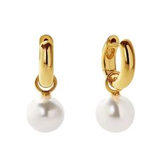 Add a touch of elegance with our Pearl Charm Mini Gold Hoop Earrings, featuring delicate pearls that dangle gracefully from luxurious gold hoops. These chic earrings combine modern sophistication with timeless charm, perfect for any occasion. Elevate your accessory collection with these versatile and stylish hoops, designed to add a refined touch to your look. Made with 100% recycled Sterling Silver base with a thick layer of high quality 14k gold plating ensuring lasting quality.  This product Bracelet Tennis, Mini Gold, August Birthstone Jewelry, July Birthstone Jewelry, Mini Hoop Earrings, Chic Earrings, Jewelry Ring Box, Pearl Jewellery Earrings, Men's Jewelry Rings