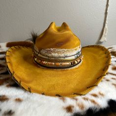 Pendleton Fabric , Horseshoe Brand , Roped Around Whole Brim Suede Cord , Handmade Bead Band , Feather , Brass Band With Grey Suede Cord , Lace . Size Medium 52-56 Flex Band Hard Shell Made Mexico Burned Hats, Pendleton Fabric, Hat Bands, Cord Lace, Painted Jeans, Brass Band, Fancy Hats, Suede Cord, Cowgirl Hats