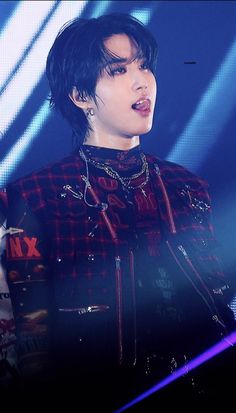 #straykids #hanjisung Gods Menu Han, Han Jisung Hot Pics, Quokka Baby, Stray Kids Maniac, Losing A Child, Hold My Hand, Korean Men