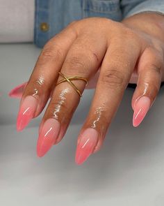 Minimalist Ombre Nails, Colored Ombre Nails, Ombré Almond Nails, Ombre Almond Nails, Do It Yourself Nails, Unghie Sfumate, Kutek Disney, Work Nails