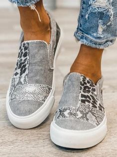 Women Casual Daily Breathable Sneakers | zolucky Designer Wedges, Gladiator Shoes, Luxury Shoes Women, Basket Vintage, Leopard Flats, Slip On Espadrilles, Designer Flats, Flat Sneakers, Look Casual