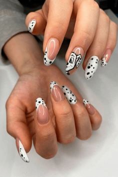 Classy Nude Nail Designs, Dog Nail Art, Disneyland Nails, Nail Art Idea, Disney Inspired Nails, Manicure Nail Designs, Nails Press, Cute Gel Nails