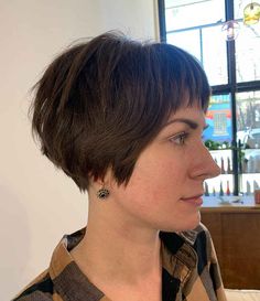 23 Hottest Ways to Rock a Shaggy Pixie Bob Shaggy Pixie Bob, Haircut Parts, Bob Ideas, Pixie Bob Hairstyles, Angled Bob Hairstyles, Androgynous Hair, Longer Pixie Haircut, Long Pixie Hairstyles