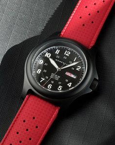 The Smokejumper Eclipse Solar features an ultra-lightweight black-ion coated titanium case. The Japanese solar-powered movement makes this watch virtually maintenance-free, and results in fewer batteries ending up in landfills. A screw-down crown ensures water-resistance of 100m. The perfect watch for when you want to fly under the radar. Black Matte Finish Watch With Round Dial, Durable Modern Watches, Black Watch Accessories With Leather Strap For Outdoor, Black Automatic Watches For Outdoor Activities, Functional Black Watches For Everyday Use, Modern Black Watch For Outdoor Activities, Black Watches With 10atm Water Resistance For Everyday Use, Modern Matte Black Outdoor Watch, Black Automatic Watch Accessories