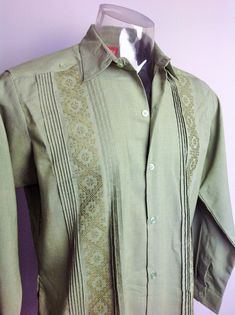 Beautiful Classic Mexican Washed Olive Green Color Guayabera Long Sleeve For Men 2 Front Embroidered Panels Traditional Guayabera, Wedding Shirt, Very Classic, Polyester Blend. Please check the sizing chart and compare with your clothes to make sure you pick the right size, customer pays return label in case of any exchange. Remember a guayabera is not a tight shirt. Mens Mexican Shirts Vintage, Mexican Wedding Shirts For Men, Mexican Men Outfit, Guayabera Outfit For Men, Embroidered Shirt Men, Guayabera Outfit, Mexican Shirts For Men, Guayabera Wedding, Mexican Traditional Clothing