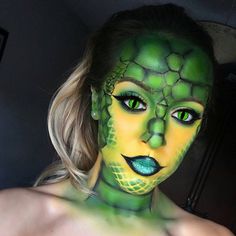 Snake Face Paint, Snake Makeup, Body Painting Pictures, Dragon Face Painting, Drag Inspiration, Festival Face Paint, Animal Makeup, Show Makeup, Dragon Face