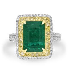 J14448 Emerald Rings, Double Halo, Ring Style, Emerald Gemstone, White Gold Ring, Diamond Set, Green Gemstones, High Class, Emerald Ring