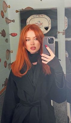 Orange Copper Hair Color, Paprika Hair Color, Orange Hair Girl, Red Ginger Hair, Amber Hair, Strawberry Hair, Red Hair Inspo, Wine Hair, Evening Hairstyles