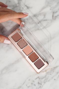 Natasha Denona Mini Starlette, Natasha Denona Mini Palette, Natasha Denona Palette, Natasha Denona Eyeshadow, Affordable Beauty Products, Video Makeup, Olive Tone, Tubing Mascara, Pigmented Lips