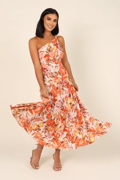 Marietta Dress - Orange - Petal & Pup USA Satin Dresses Long, High Waist Maxi Dress, Glamour Outfit, Large Floral Print, Resort Dresses, Essential Dress, Looks Street Style, Pleated Maxi Dress, Floral Print Maxi Dress