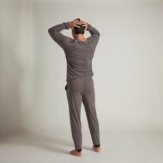 The men’s jogger is a comfortable fit with deep pockets and elastic waist with drawstring. The unique ankle detail improves fit on any height. Style, function and comfort meld effortlessly in the men's jogger and long sleeve shirt made from our exclusive Söft fabric. His pragmatic side will appreciate that Söft is breathable, cool and moisture wicking. His sensitive side will appreciate the casual comfort and lightweight brushed finish that makes them perfect for all-season lounging. Deep pocket Mens Lounge Pants, Mens Pajama Pants, Weekend Work, Gym Clothes, Mens Joggers, Mens Pajamas, Hendrix, Lounge Pants, Gym Outfit