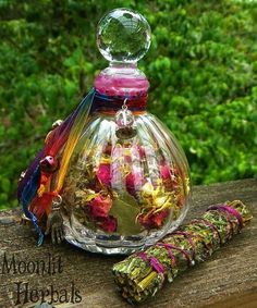 What a pretty bottle :) Witch's Garden, Witch Balls, Second Sight, Divine Wisdom, Witch Garden