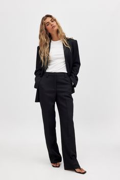 These suit pants feature a zipper, hook and button closure. They have wide belt loops and 2 side pockets. These suit pants feature 2 mock pockets on the back, a pleating on each leg and a slightly stretchy, structured material. Inseam length in size 36: 81 cm / 31.88 in. Office Pantsuit With Welt Pockets, Office Pantsuit With Straight Pants And Welt Pockets, Business Casual Wide-leg Pantsuit With Belt Loops, Wide-leg Business Casual Pantsuit With Belt Loops, Office Pantsuit With Belt Loops And Straight Leg, Tailored Wide Leg Suits For Work, Straight Leg Pantsuit With Belt Loops For Office, Tailored Dress Pants With Belt Loops For Office, Semi-formal Pantsuit With Pockets And Straight Pants