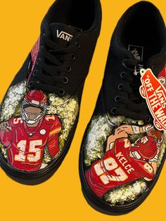 *CUSTOM DESIGNS **ANY TEAM/ANY PLAYER(S) Custom Shoes  These shoes are perfect for any occasion and makes a great gift! :) I paint all designs on Vans sneakers. You choose the shoe color, style, and design.  Typically, I paint designs on the white slip-ons, but I will gladly paint on any color they have available. I will also paint on the sides of Converse shoes if you prefer that style. :)  Converse are a little more expensive, so please be sure to select the style of shoe you would like when y Vans Custom, Style Converse, Custom Converse, Hand Painted Shoes, Shoes Custom, Painted Denim, Sneakers Athletic, Custom Vans, Star Shoes