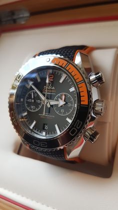 Nice Watches, Custom Bike, Mens Luxury, Luxury Watches For Men, Omega Seamaster, Breitling Watch, Cool Watches, Luxury Watches, Omega Watch