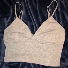 Deep V Neckline Tight Fit Never Worn Super Cropped Trendy Gray Tops With Built-in Bra, Gray Fitted Crop Top For Loungewear, H&m Sleeveless Stretch Tops, H&m Fitted Cami Tank Top, H&m Fitted Cami Top, Fitted H&m Crop Top, H&m Fitted Crop Top, H&m Fitted Trendy Crop Top, H&m Tops For Summer Loungewear