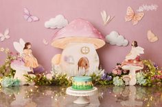 Fairy Garden Cake Smash Photographer Fairy Garden Backdrop Ideas, Fairy Theme Birthday Photoshoot, Fairy Cake Smash Photography, Smash Cake Fairy Theme, Fairy Themed Decor, Cake Smash Fairy Theme, Smash Cake Fairy, One Year Old Fairy Photoshoot, Fairy Garden Smash Cake