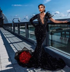 Black Sequin Mermaid Gown with Plunging Neckline and Feather Accent Silver Dress Outfit, Prom Dress 2023, Long Sleeve Mermaid Prom Dress, Girl Prom, Prom Dress Trends, Prom Dress Inspo, Black And Silver Dress, Gorgeous Prom Dresses, Prom Girl Dresses