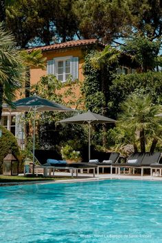 10 Best Luxury Hotels in Saint-Tropez : Where to Stay in Saint-Tropez Saint Tropez France, Seaside Hotel, Travel Wishlist, Shooting Photo, Instagram Social Media, St Tropez