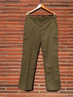 "Estimated 1980s Vintage Boy Scouts of America Army Green Cargo Pants, Good Condition.  MEASUREMENTS  Waist : 36\" Hip : 42\" Inseam : 31\" Leg Opening : 19\" All clothes are vintage and/or preloved, so please make sure to check pictures and measurements listed. Feel free to message with any questions, thanks for looking and supporting our small business !" Retro Full-length Work Pants With Pockets, Victorian Pants, Military Style Man, Green Cotton Pants, Army Green Cargo Pants, Yoga Pants Men, Thai Fisherman Pants, Cargo Hose, Vintage Boy Scouts