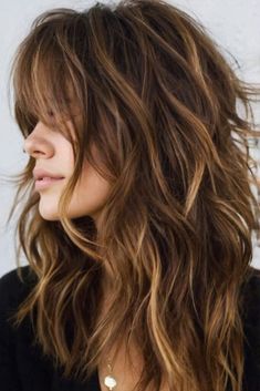 30 Layered Haircuts for Medium Length Hair: Top Trends to Try This Season Long Shag Hairstyles, 50 Hairstyles, Long Shag Haircut, Haircuts For Medium Length Hair, Hairstyles 2024, Layered Haircuts For Medium Hair, Shag Hairstyles, Hair Advice, Short Layered Haircuts